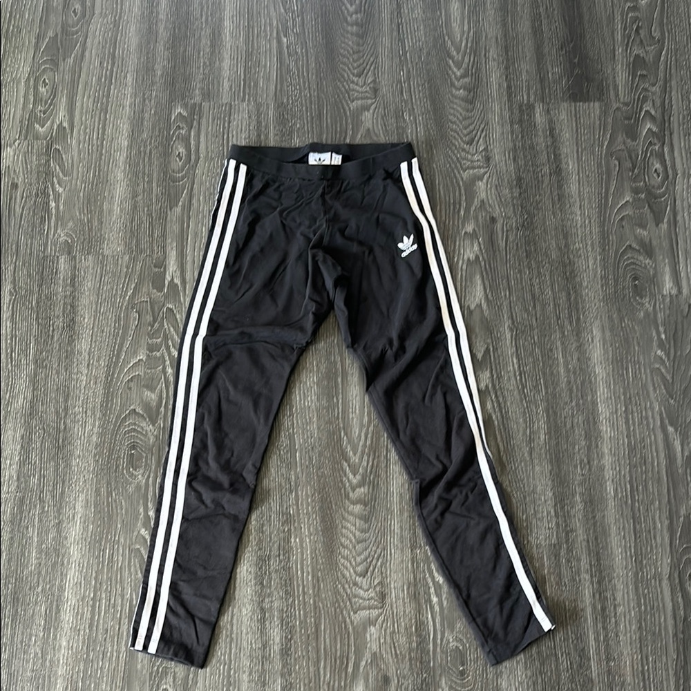 Adidas leggings